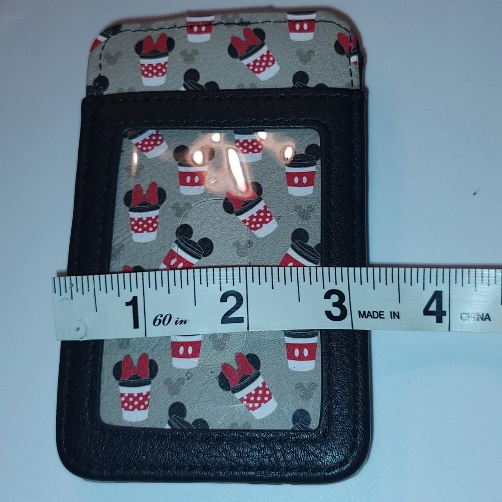 ❤️MICKEY MOUSE CREDIT CARD/ID wallet